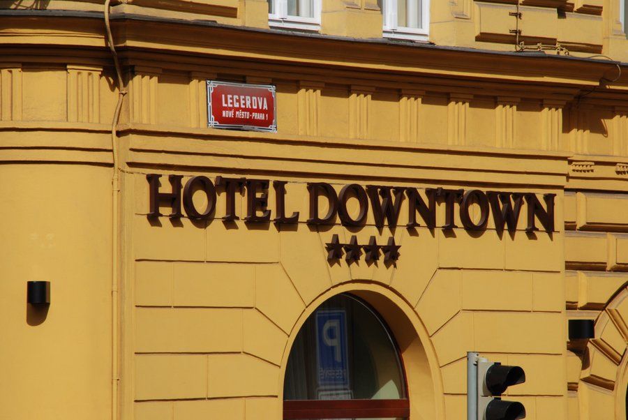 Ea Hotel Downtown Praga Esterno foto